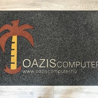 รูปภาพถ่ายที่ Oázis Computer โดย U.P. เมื่อ 8/13/2018