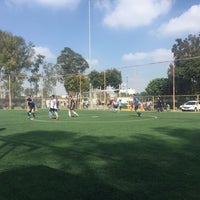 Photo taken at Parque Deportivo Miguel Alemán by Pablo D. on 7/16/2017