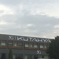 Foto tirada no(a) Kütahya Seramik por Esmer Prenses 👸🏻 . em 7/6/2021