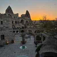 Foto diambil di Anatolian Houses Hotel oleh Esmer Prenses 👸🏻 . pada 3/19/2023