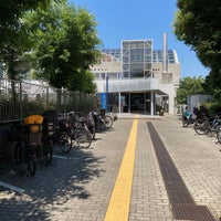 Photo taken at 十条台小学校温水プール（パノラマプール十条台） by バタもー on 6/25/2022