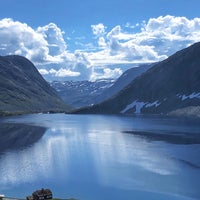 Foto tirada no(a) Classic Norway Hotel Utsikten por Kael R. em 7/12/2018