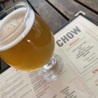 3/25/2022 tarihinde Kevin R.ziyaretçi tarafından Chow Pizza Bar'de çekilen fotoğraf