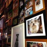 2/24/2013 tarihinde Randy J.ziyaretçi tarafından Fetch Bar and Grill'de çekilen fotoğraf