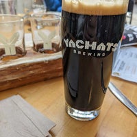 Photo taken at Yachats Brewing + Farmstore by Chris W. on 5/13/2022