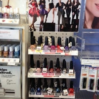 Photo taken at CVS pharmacy by 💞Rie~Rie on 10/5/2012
