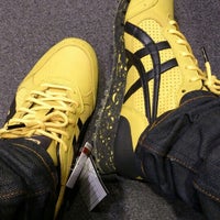 onitsuka paragon