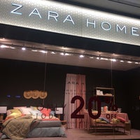 Photo taken at ZARA HOME by Masashi O. on 3/10/2018