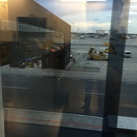 Photo taken at Gate F08 by Roger S. on 9/9/2015