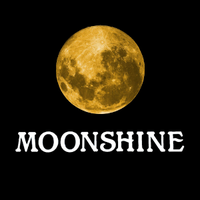 Foto tirada no(a) Moonshine Philly por Moonshine Philly em 5/23/2014