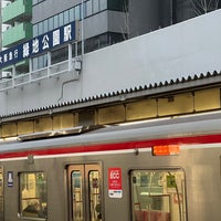 Photo taken at Ryokuchi-kōen Station (M10) by 大河阪急＠HK-08 on 3/22/2024