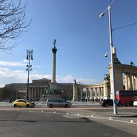 Photo taken at Heroes&amp;#39; Square by Ferenc Ádám K. on 4/2/2018