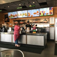5/8/2018에 James W.님이 BurgerFi에서 찍은 사진