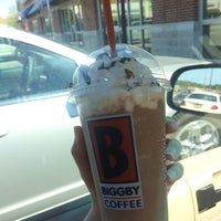 Photo taken at BIGGBY COFFEE by Carmen M. on 5/25/2014