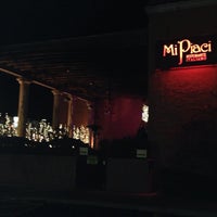 รูปภาพถ่ายที่ Mi Piaci Restaurant โดย ع ـبدالعزيز . เมื่อ 9/23/2017