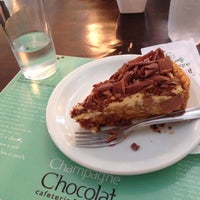 Photo taken at Champagne Chocolat Cafeteria &amp;amp; Doceria by Luana V. on 2/16/2015