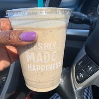 Photo taken at Nekter Juice Bar by Cassie B. on 5/7/2019