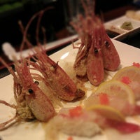 Foto tirada no(a) Octopus Japanese Restaurant Sushi por Brian C. em 12/30/2012
