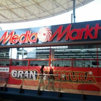 รูปภาพถ่ายที่ MediaMarkt โดย Iván P. เมื่อ 10/6/2012