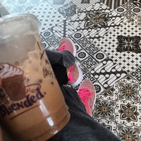 Photo taken at The Coffee Bean &amp;amp; Tea Leaf by Diah Pipit L. on 4/2/2017