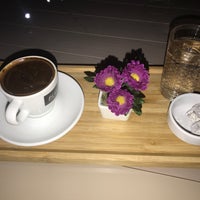 Foto diambil di Bahçeli Cafe &amp;amp; Restaurant oleh Fero 😎 pada 7/26/2017