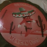 Foto tirada no(a) Guadalajara Mexican Food por Barbara L. em 3/14/2015