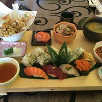 Снимок сделан в Tokyo Japanese Restaurant пользователем Gabriela 11/1/2015