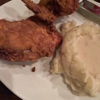Photo taken at Mrs. Knott&amp;#39;s Chicken Dinner Restaurant by Amonlaya on 11/13/2023
