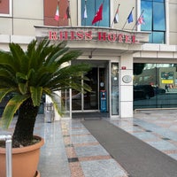 Photo taken at Rhiss Hotel Bostancı by Rumet S. on 11/26/2022
