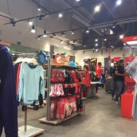 tienda puma en plaza las americas