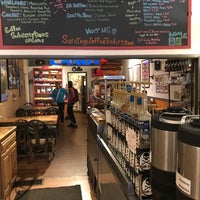 8/18/2017 tarihinde Amy Z.ziyaretçi tarafından Saratoga Coffee Traders'de çekilen fotoğraf