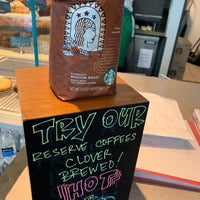 Photo taken at Starbucks by Reina P. on 9/28/2019