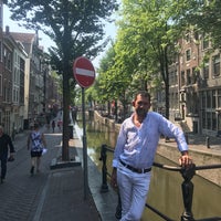 7/26/2018 tarihinde Yücel S.ziyaretçi tarafından Mister B Amsterdam'de çekilen fotoğraf