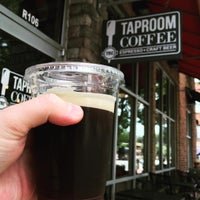 Foto tirada no(a) Taproom Coffee por Brian H. em 7/14/2015