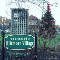 12/26/2015 tarihinde Brian H.ziyaretçi tarafından Biltmore Village'de çekilen fotoğraf