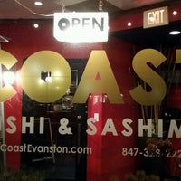 Foto tomada en Coast Sushi &amp; Sashimi  por In Vitis Veritas el 2/18/2017