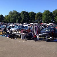 Photo taken at Chiswick Car Boot Sale by Maria S. on 8/9/2015