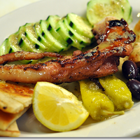 Foto diambil di Hellenic Snack Bar &amp;amp; Restaurant oleh Hellenic Snack Bar &amp;amp; Restaurant pada 5/28/2014