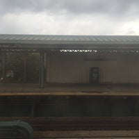 Photo taken at MTA Subway - Westchester Square/E Tremont Ave (6) by Jason A. on 7/31/2016