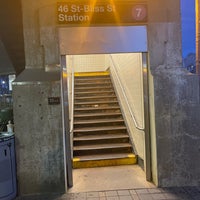 Photo taken at MTA Subway - 46th St/Bliss St (7) by Jason A. on 8/27/2021