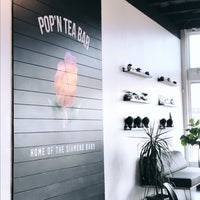 Foto tirada no(a) Pop ‘N Tea Bar por M 1. em 7/28/2018