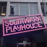 Foto tirada no(a) Southwark Playhouse por Laurent D. em 8/17/2013