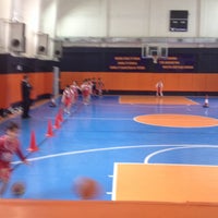 Photo taken at Tofas Basketbol Okulu Cankaya by Yavuz Ç. on 2/20/2016