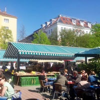Foto diambil di Vorgartenmarkt oleh Die M. pada 10/7/2016