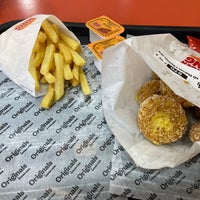 Photo taken at Burger King by Celes 🌙 on 8/4/2023
