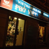 Photo taken at Phở Việt Hương by B V. on 12/19/2015