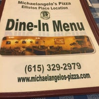 รูปภาพถ่ายที่ Michaelangelo&amp;#39;s Pizza โดย Phil D. เมื่อ 7/5/2016