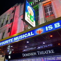 Foto tirada no(a) Dominion Theatre por Gabe R. em 11/24/2022