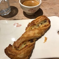 Photo taken at Le Pain Quotidien by Sorin I. on 12/7/2019