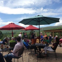 Photo taken at Blue Mountain Brewery &amp;amp; Hop Farm by Linda C. on 5/11/2013